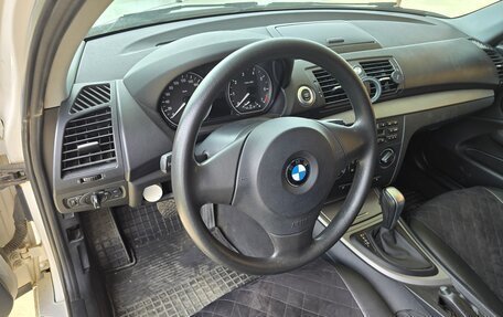 BMW 1 серия, 2011 год, 850 000 рублей, 4 фотография
