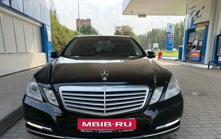 Mercedes-Benz E-Класс, 2011 год, 1 230 000 рублей, 8 фотография