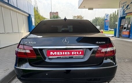 Mercedes-Benz E-Класс, 2011 год, 1 230 000 рублей, 10 фотография