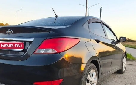 Hyundai Solaris II рестайлинг, 2016 год, 810 000 рублей, 2 фотография