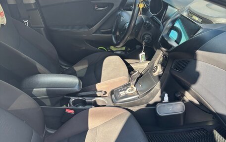 Hyundai Elantra V, 2012 год, 1 000 000 рублей, 10 фотография