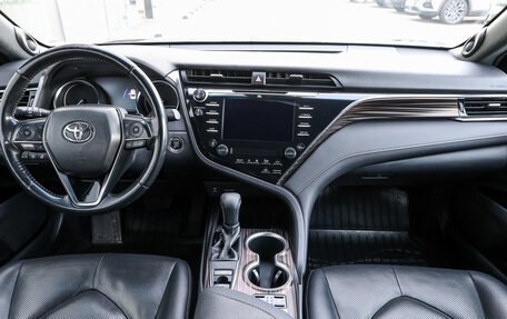 Toyota Camry, 2019 год, 2 798 000 рублей, 14 фотография