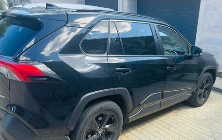 Toyota RAV4, 2022 год, 3 490 000 рублей, 4 фотография