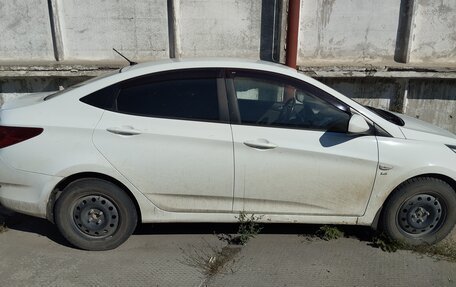 Hyundai Solaris II рестайлинг, 2013 год, 623 000 рублей, 9 фотография