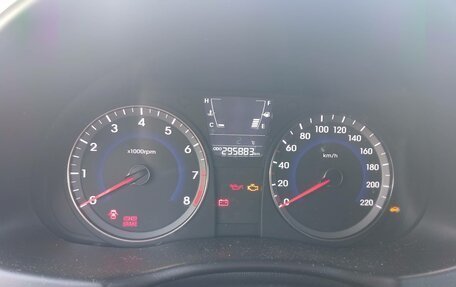 Hyundai Solaris II рестайлинг, 2013 год, 623 000 рублей, 10 фотография