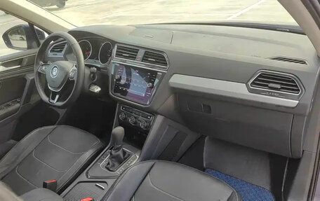 Volkswagen Tiguan II, 2018 год, 1 577 777 рублей, 5 фотография