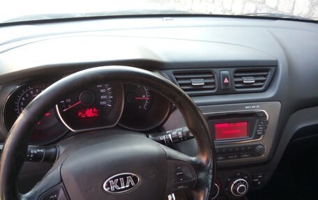 KIA Rio III рестайлинг, 2014 год, 500 000 рублей, 6 фотография