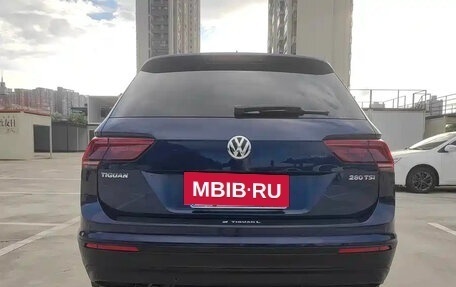 Volkswagen Tiguan II, 2018 год, 1 577 777 рублей, 10 фотография