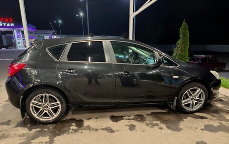 Opel Astra J, 2011 год, 790 000 рублей, 6 фотография