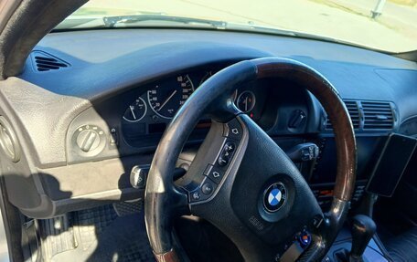 BMW 5 серия, 2002 год, 750 000 рублей, 19 фотография