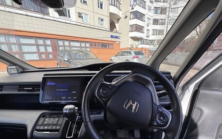 Honda Stepwgn IV, 2019 год, 2 500 000 рублей, 10 фотография