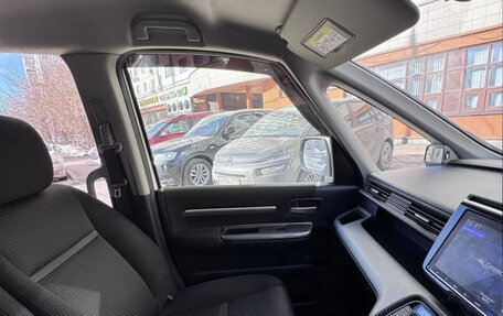 Honda Stepwgn IV, 2019 год, 2 500 000 рублей, 7 фотография