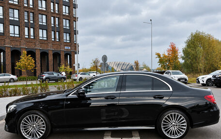 Mercedes-Benz E-Класс, 2019 год, 3 000 000 рублей, 25 фотография
