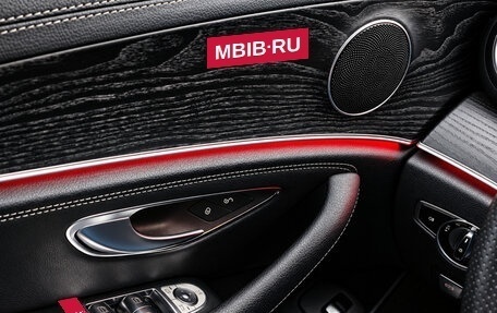 Mercedes-Benz E-Класс, 2019 год, 3 000 000 рублей, 35 фотография