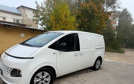 Hyundai Staria, 2024 год, 3 999 999 рублей, 2 фотография
