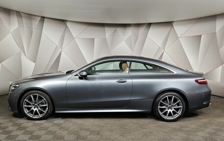 Mercedes-Benz E-Класс, 2020 год, 5 200 000 рублей, 5 фотография