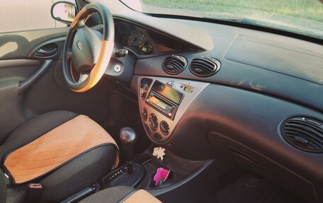 Ford Focus IV, 2003 год, 250 000 рублей, 9 фотография