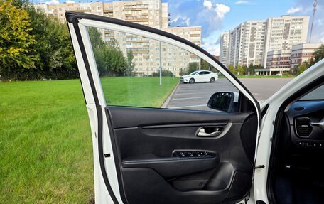 KIA Rio IV, 2020 год, 1 530 000 рублей, 14 фотография