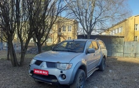 Mitsubishi L200 IV рестайлинг, 2007 год, 550 000 рублей, 1 фотография