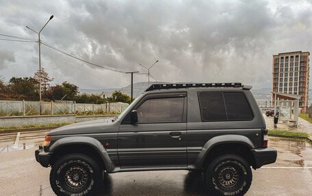 Mitsubishi Pajero III рестайлинг, 1993 год, 1 050 000 рублей, 2 фотография