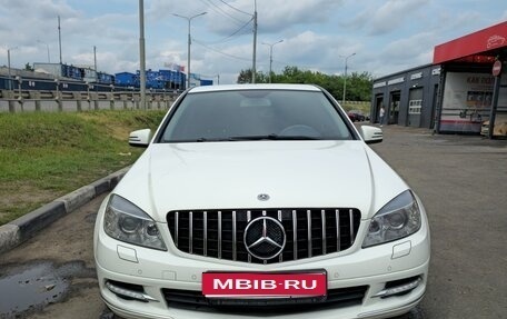 Mercedes-Benz C-Класс, 2010 год, 1 500 000 рублей, 1 фотография