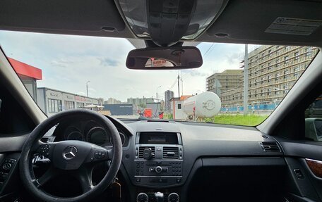 Mercedes-Benz C-Класс, 2010 год, 1 500 000 рублей, 7 фотография