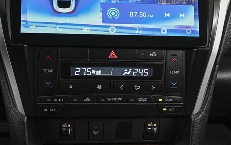 Toyota Camry, 2016 год, 1 988 000 рублей, 13 фотография