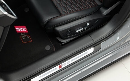 Audi RS 6, 2021 год, 15 990 000 рублей, 13 фотография