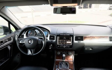 Volkswagen Touareg III, 2011 год, 1 698 000 рублей, 7 фотография