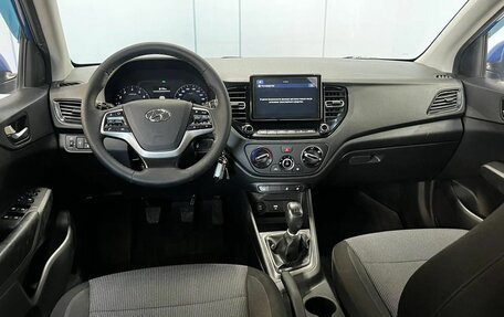 Hyundai Solaris II рестайлинг, 2021 год, 1 380 000 рублей, 5 фотография