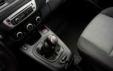 Renault Scenic III, 2013 год, 928 000 рублей, 9 фотография