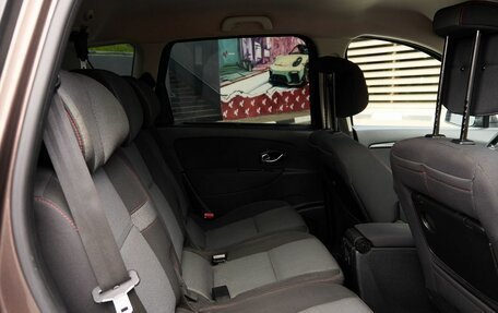 Renault Scenic III, 2013 год, 928 000 рублей, 7 фотография