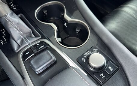 Lexus RX IV рестайлинг, 2016 год, 4 199 000 рублей, 18 фотография