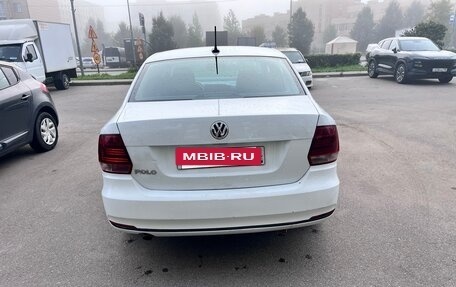 Volkswagen Polo VI (EU Market), 2017 год, 450 000 рублей, 5 фотография