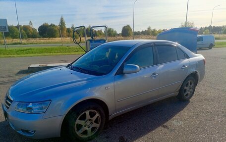 Hyundai Sonata VI, 2005 год, 410 000 рублей, 2 фотография