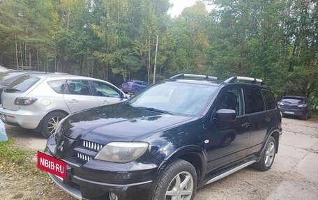 Mitsubishi Outlander III рестайлинг 3, 2007 год, 650 000 рублей, 4 фотография