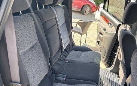 Toyota Land Cruiser Prado 120 рестайлинг, 2006 год, 1 500 000 рублей, 6 фотография