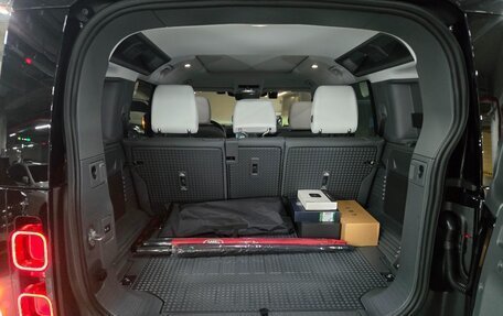 Land Rover Defender II, 2025 год, 9 610 069 рублей, 16 фотография