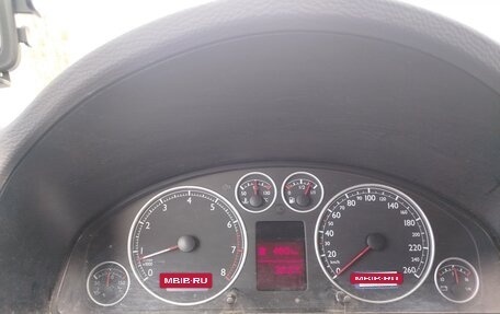 Volkswagen Multivan T5, 2006 год, 2 500 000 рублей, 13 фотография