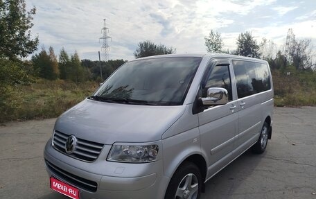 Volkswagen Multivan T5, 2006 год, 2 500 000 рублей, 1 фотография