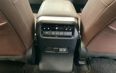 Toyota Land Cruiser Prado, 2025 год, 8 000 069 рублей, 24 фотография