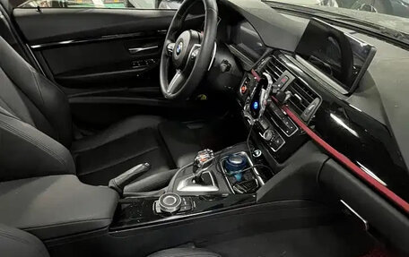 BMW 3 серия, 2015 год, 1 360 000 рублей, 12 фотография