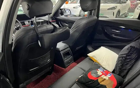 BMW 3 серия, 2015 год, 1 360 000 рублей, 14 фотография