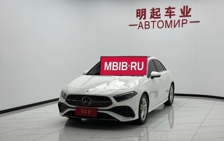 Mercedes-Benz A-Класс, 2023 год, 2 467 000 рублей, 3 фотография
