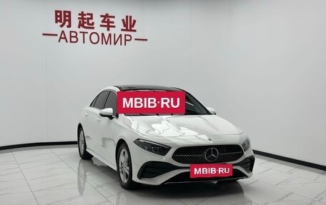 Mercedes-Benz A-Класс, 2023 год, 2 467 000 рублей, 2 фотография