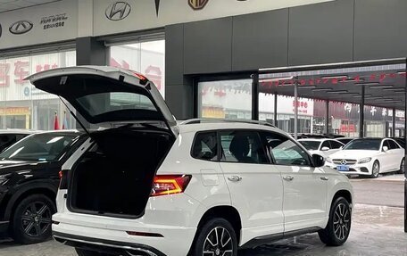 Skoda Karoq I, 2022 год, 1 690 005 рублей, 6 фотография