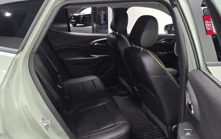 Chevrolet Trax, 2023 год, 1 400 000 рублей, 21 фотография