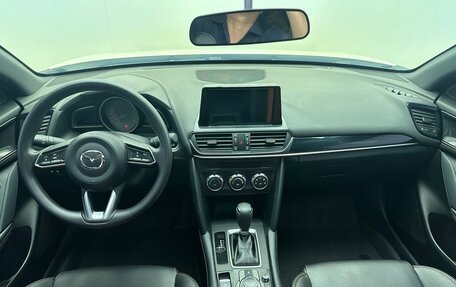 Mazda CX-4, 2023 год, 2 284 000 рублей, 7 фотография