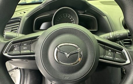 Mazda CX-4, 2023 год, 2 284 000 рублей, 8 фотография