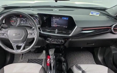 Chevrolet Trax, 2025 год, 1 700 000 рублей, 6 фотография
